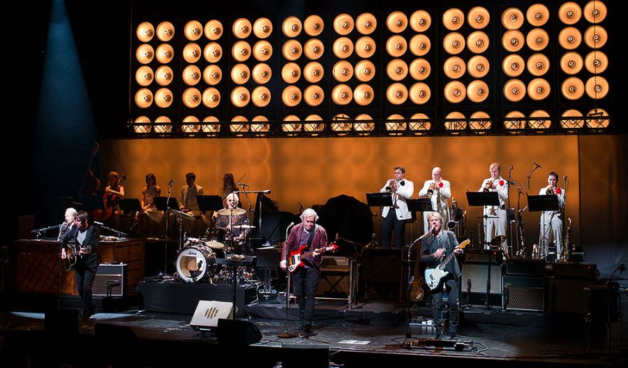 THE ANALOGUES - Perform The Beatles Live! 2018